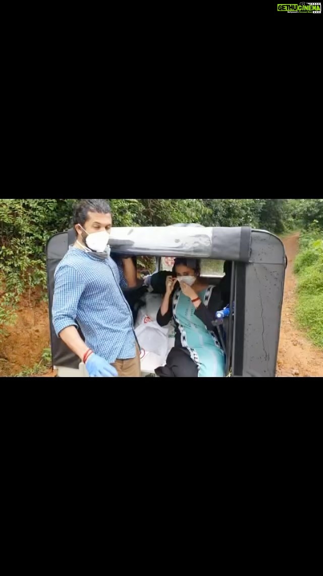 Harshika Poonacha Instagram - Our ride continues until the last #covid_19 patient recovers 🙏 @bhuvanamfoundation @bhuvann_ponnannaa_official #bhuvanamfoundation