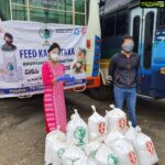 Harshika Poonacha Instagram – We stand with Karnataka Private Bus Drivers and Staff.
@bhuvanamfoundation @bhuvann_ponnannaa_official 
#feedkarnataka #covid_19 #fightagainstcorona #humanity 

ಕೊಡಗಿನ ಹಾಗೂ ಕರ್ನಾಟಕದ ಖಾಸಗಿ ಬಸ್, ಟ್ಯಾಕ್ಸಿ ವಲಯದ ಕಾರ್ಮಿಕರಿಗೆ ಖಾಸಗಿ ವಲಯದವರು ಅಥವಾ ಸರ್ಕಾರವು ಯಾವುದೇ ಯೋಜನೆಗಳನ್ನು ಕೊಡಲಿಲ್ಲ. ಯಾವಾಗಲೂ ನಿರ್ಲಕ್ಷಿಸಲ್ಪಡುತ್ತಾರೆ. ಈ ಕಾರ್ಮಿಕರಲ್ಲಿ ಹೆಚ್ಚಿನವರಿಗೆ ಸಹಾಯದ ಅವಶ್ಯಕತೆಯಿದೆ. ದಯವಿಟ್ಟು ಅವರನ್ನು ಬೆಂಬಲಿಸಿ. ಲಾಕ್‌ಡೌನ್ ಮುಗಿಯುವವರೆಗೂ ಅವರ ಮೂಲಭೂತ ಅಗತ್ಯಗಳನ್ನು ನಾವು ನೋಡಿಕೊಳ್ಳುತ್ತೇವೆ ಎಂದು ಭುವನಮ್‌ಫೌಂಡೇಶನ್‌ನಲ್ಲಿ ನಾವು ಅವರಿಗೆ ಭರವಸೆ ನೀಡಿದ್ದೇವೆ. ಇವು ಸಮಾಜದ ನಿರ್ಲಕ್ಷಿತ ಕ್ಷೇತ್ರಗಳಾಗಿವೆ. ವಂದನೆಗಳು
The private bus ,taxi sector workers are the 1s who are always ignored in any schemes or allotments by the private sector or the government.  Most of these workers are in dire need of help. Please support them. We at @bhuvanamfoundation have given them assurance that we will take care of their basic needs until the lockdown ends. These are the neglected sectors of the society. 
#bhuvanamfoundation #privatebus #kodagu #coorgdiaries