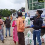 Harshika Poonacha Instagram - We stand with Karnataka Private Bus Drivers and Staff. @bhuvanamfoundation @bhuvann_ponnannaa_official #feedkarnataka #covid_19 #fightagainstcorona #humanity ಕೊಡಗಿನ ಹಾಗೂ ಕರ್ನಾಟಕದ ಖಾಸಗಿ ಬಸ್, ಟ್ಯಾಕ್ಸಿ ವಲಯದ ಕಾರ್ಮಿಕರಿಗೆ ಖಾಸಗಿ ವಲಯದವರು ಅಥವಾ ಸರ್ಕಾರವು ಯಾವುದೇ ಯೋಜನೆಗಳನ್ನು ಕೊಡಲಿಲ್ಲ. ಯಾವಾಗಲೂ ನಿರ್ಲಕ್ಷಿಸಲ್ಪಡುತ್ತಾರೆ. ಈ ಕಾರ್ಮಿಕರಲ್ಲಿ ಹೆಚ್ಚಿನವರಿಗೆ ಸಹಾಯದ ಅವಶ್ಯಕತೆಯಿದೆ. ದಯವಿಟ್ಟು ಅವರನ್ನು ಬೆಂಬಲಿಸಿ. ಲಾಕ್‌ಡೌನ್ ಮುಗಿಯುವವರೆಗೂ ಅವರ ಮೂಲಭೂತ ಅಗತ್ಯಗಳನ್ನು ನಾವು ನೋಡಿಕೊಳ್ಳುತ್ತೇವೆ ಎಂದು ಭುವನಮ್‌ಫೌಂಡೇಶನ್‌ನಲ್ಲಿ ನಾವು ಅವರಿಗೆ ಭರವಸೆ ನೀಡಿದ್ದೇವೆ. ಇವು ಸಮಾಜದ ನಿರ್ಲಕ್ಷಿತ ಕ್ಷೇತ್ರಗಳಾಗಿವೆ. ವಂದನೆಗಳು The private bus ,taxi sector workers are the 1s who are always ignored in any schemes or allotments by the private sector or the government. Most of these workers are in dire need of help. Please support them. We at @bhuvanamfoundation have given them assurance that we will take care of their basic needs until the lockdown ends. These are the neglected sectors of the society. #bhuvanamfoundation #privatebus #kodagu #coorgdiaries