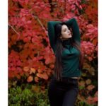 Harshika Poonacha Instagram – London Diaries ❤️❤️❤️
This backdrop looked like it was made for me,I love the #Autumn leaves 😘😘😘
Thnq @snabhi bro for this lovely click 🤗 London, Unιted Kingdom