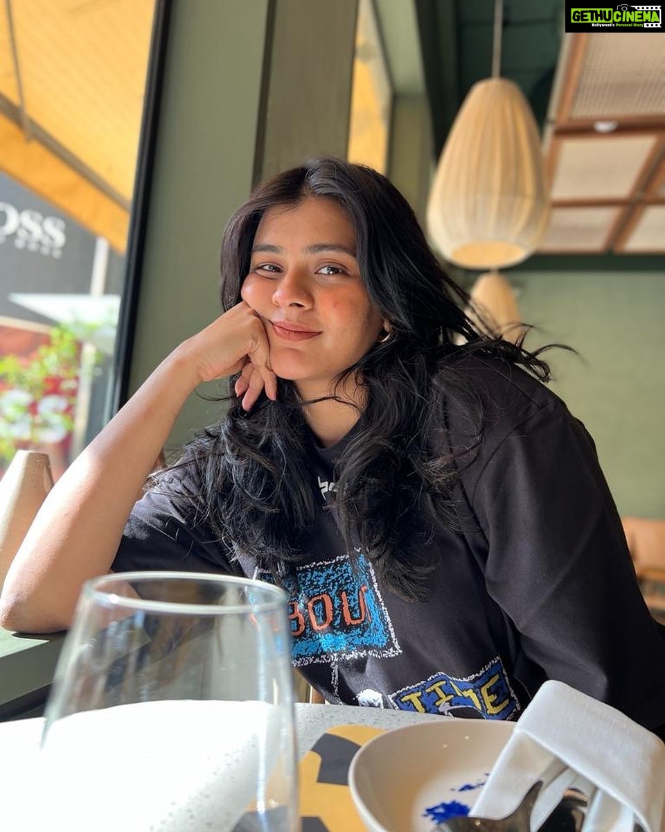 Hebah Patel Instagram - Ready to head back? Let’s see!!!!! Mumbai, Maharashtra