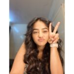 Helly Shah Instagram - ✌🏻😌