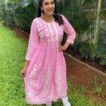 Himaja Instagram - This simple and beautiful Outfit by @dezignerthoughts