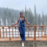 Himaja Instagram - A 🐦 sitting on a 🌳 is never afraid of the branch breaking,because her trust is not on the branch but on its own wings.Always believe in yourself 😊 #selfconfidence #believeinyourself #standonyourown