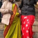 Himaja Instagram - Maa Ammamma.. (while we were reaching Kashi Ghat) Nenu time ki thini happy ga unte chalu.. inkemee avasarledhu thanaki 🥰 Really we are blessed to have such Grandmas..#grandma