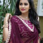 Himaja Instagram - 🌺🌸 Never Give Up on Something U Believe In..photography by @vclicksphactoryofficial Outfit&Bangles by @eshas_ethnic_wear Jewellery @swarovski