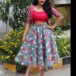 Himaja Instagram - 💖A Beautiful Day Begins With A Beautiful Mindset💙 Outfit Designed by @alankaar_artstudio and photography by @vclicksphactoryofficial #tollywood #teluguactress #beautiful #outfits #friday #morning