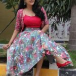 Himaja Instagram - 💖A Beautiful Day Begins With A Beautiful Mindset💙 Outfit Designed by @alankaar_artstudio and photography by @vclicksphactoryofficial #tollywood #teluguactress #beautiful #outfits #friday #morning