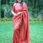 Himaja Instagram - Since 1980, Unnati Silks has carved out a niche for itself as being the largest provider of genuine handlooms from 21 states of India under one roof. Supporting 10000+ Artisans for 4 Decades, Unnati Silks is World’s Leading Sustainable Handloom Brand with 1 Million+ Customers.COUPON CODE: I6DVNK This is exclusive for my followers and it will give flat 12% OFF on order at www.unnatisilks.com #sareelovers #sareeswag #sareefashion