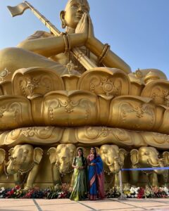 Himaja Instagram - #statueofequality Soo Happy Tobe a part of it 😇 Grand celebrations of Sri Ramanujacharya Sahasrabdi Utsav #telangana #hyderabad #ramanujacharya #shamshabad  #happy @coolbyneel #equality