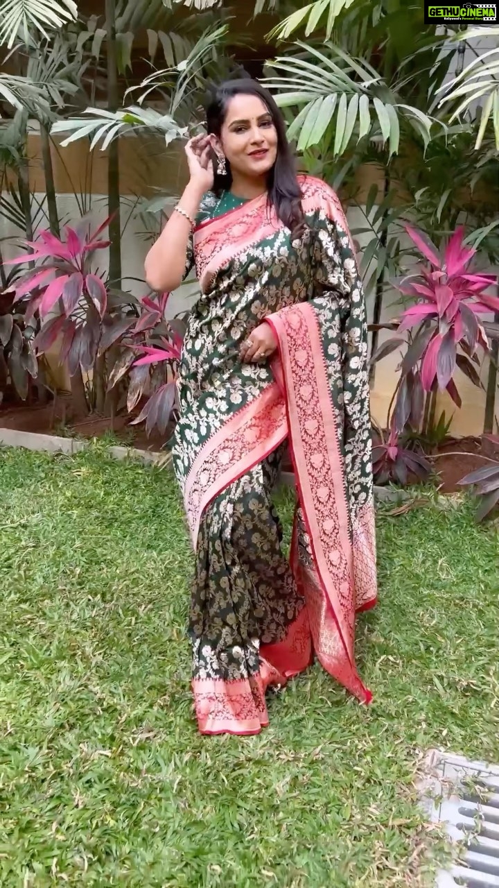 Himaja Instagram - Chillapalli the vintage weavers of Mangalagiri are opening their second store at Madeenaguda, Hyderabad, near Madeenaguda bus stop on Feb 16th at 10:30 AM. Chillapalli will offer the finest handmade silk sarees, dress materials, Lehengas and lots more at weavers price! Join us for the grand launch celebrations that will be inaugurated by 'DJ Tillu' hero Siddhu Jonnalagadda and Khiladi movie heroine Dimple Hayathi. Get great discounts and a lucky chance to win cash back coupons worth Rs.5000/-. See you all at the grand launch. @chillapalliweavers @siddu_buoy @dimplehayathi #sareelove #sarees #teluguactress #tollywood
