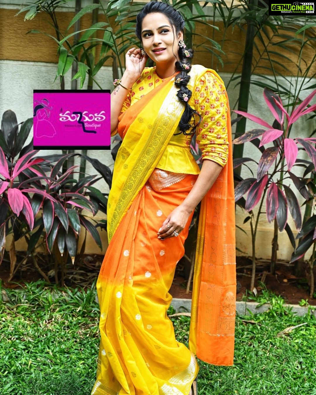 Himaja Instagram - Perfect Saree = Mood Maker😍 @srimaghuvaboutique #yellow #orange #sareelover #sareecollection