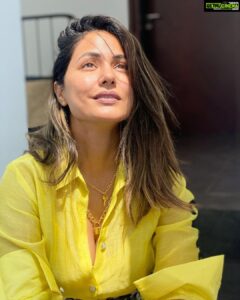 Hina Khan Instagram - 🌻