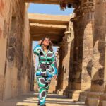 Hina Khan Instagram - History does not belong to us, we belong to it.. Philae Temple Aswan #egyptdiaries