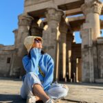 Hina Khan Instagram – Dreams, Mysteries, Memories 
#egyptdiaries #komombutemple #wanderlust