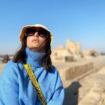Hina Khan Instagram – Dreams, Mysteries, Memories 
#egyptdiaries #komombutemple #wanderlust