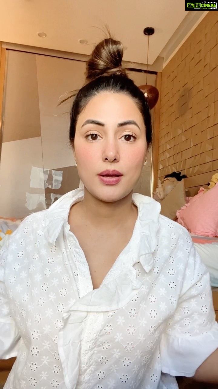 Hina Khan Instagram - Remember and Realise how important YOU are to YOU🌷#motivationalquotes #reels #feelitreelit #trendingreels #ReelsWithHK