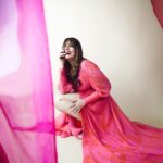Huma Qureshi Instagram – Swipe For Laughs ➡️

Thank you for all the love for #Mithya trailer ❤️🙏🏻

Styled by: @mohitrai with @harshitasamdariya @ruchikrishnastyles 
@teammrstyles
Outfit: @ranbirmukherjeeofficial
Jewels: @houseofshikha @inezeofficial
Nails: @diya.nailart.loom
Makeup Artist: @ajayvrao721
Hairstylist: @susanemmanuelhairstylist
Photography: @kadamajay