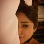 Ileana D’Cruz Instagram – Mood – 
Gimme coffee and back away slowly ☕️