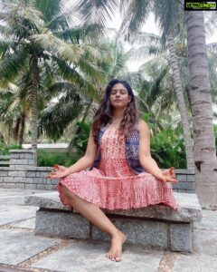 Ineya Instagram - NATURE IS THE PUREST PORTAL TO INNER PEACE 🌸🧘‍♀️🌸