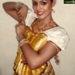 Iniya Instagram - Nostalgic Dancing pic in traditional attire !!!