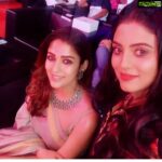 Iniya Instagram - Vijay Tv Film Awards 👍 My Sis Nayans 😍😘