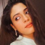 Iniya Instagram – 🧚🏻🧚🏻🧚🏻BE TRUE AT LEAST YOURSELF 🧚🏻🧚🏻🧚🏻