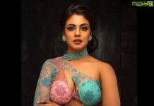 Iniya Instagram - She is a queen 👑 and her soul is royalty Presenting the strong and beautiful @iam_ineya #conceptsbygasudesingersstudio feauturing @iam_ineya makeover @ripyaartistry Concept & styling : @sugu_star Costumes : @gasudesigners photography @alex_judeson #ripyaartistry #gasudesignerstudio #alexjudeson