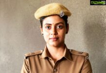 Iniya Instagram - PROUD INDIAN 🇮🇳 . . #writer #movie #police #charater #getup#india #republicday🇮🇳