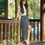 Iniya Instagram - 🧚🏻🧚🏻🧚🏻”YOU DESERVE SOMEONE WHO KNOWS HOW RARE YOU ARE “🧚🏻🧚🏻🧚🏻 Clicks @mahadevan_thampi Location @maliekalheritance shot with @sonyalphain @alphakeralam #shootmode #shooting #randomclick #casualstyle #sunglasses #freestyle