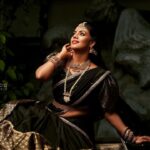 Iniya Instagram -
