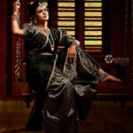 Iniya Instagram - 👸🏻👸🏻👸🏻👸🏻NAVARATHRI 👸🏻👸🏻👸🏻 “INDEPENDENT FEMALES ARE SO UNDER VALUED SHE DOSEN’T EVEN NEED YOU.. SHE JUST WANT’S YOU .. SHE IS GOING TO DO HER OWN THING WITH OR WITHOUT YOU & THAT’S A QUEEN “👑 . . Clickz: @jithuprakashan Retouch: @reenusbabu_retoucher Make up & Hair: @pinkyvisal Jewels: @kushalsfashionjewellery Outfits: @diva_womensclothingstore Venue:@wayanadfortresort #traditional #saree #ethnic #jewels #sarees #classic #traditionalwear #weddingdress #weddingseason #designerjewelry #designersarees #pattusarees #brides #bridal #bridestyle