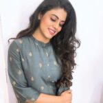 Iniya Instagram - @minuchitrangkani @veerasekar05 @reliancetrends
