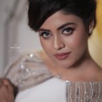 Iniya Instagram – 🤍

🤍

Fashion stylist: @laamiya.c.k 
Outfit: @briella.in
Hairstyle : @sudheer.sufi 
Make up : @aswathivipul
Photography: @underskrift_by_amal_shaji