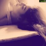Iniya Instagram -