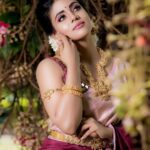 Iniya Instagram -