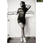 Iniya Instagram - T-shirt 🧡 @_stett @jimshad_stett @kiransaphotography