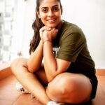 Iniya Instagram – 🧚‍♀️🧚‍♀️🧚‍♀️MY BACK IS NOT A VOICEMAIL, SAY IT TO MY FACE . 🧚‍♀️🧚‍♀️🧚‍♀️
#face #facetofacefriday #facetime #facetoface #facingthetruth #facingit