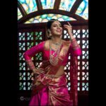 Iniya Instagram - Clickz: @jithuprakashan Retouch: @reenusbabu_retoucher Make up & Hair: @pinkyvisal Jewels: @kushalsfashionjewellery Outfits: @diva_womensclothingstore Venue:@wayanadfortresort #traditional #saree #ethnic #jewels #sarees #classic #traditionalwear #weddingdress #weddingseason #designerjewelry #designersarees #pattusarees #brides #bridal #bridestyle