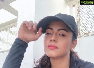 Iniya Instagram - 🧚🏻‍♀️🧚🏻‍♀️🧚🏻‍♀️GOOD WOMAN ARE HARD TO FIND BECAUSE THEY ARE BUSY IN WORKING 🧚🏻‍♀️🧚🏻‍♀️🧚🏻‍♀️ #working #workhard #workinprogress #workhardplayhard #worktime #worklife #workmode #workholic #workselfie #workspace #workday