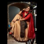Iniya Instagram - Clickz: @jithuprakashan Retouch: @reenusbabu_retoucher Make up & Hair: @abeel_robeen Outfits: @diva_womensclothingstore