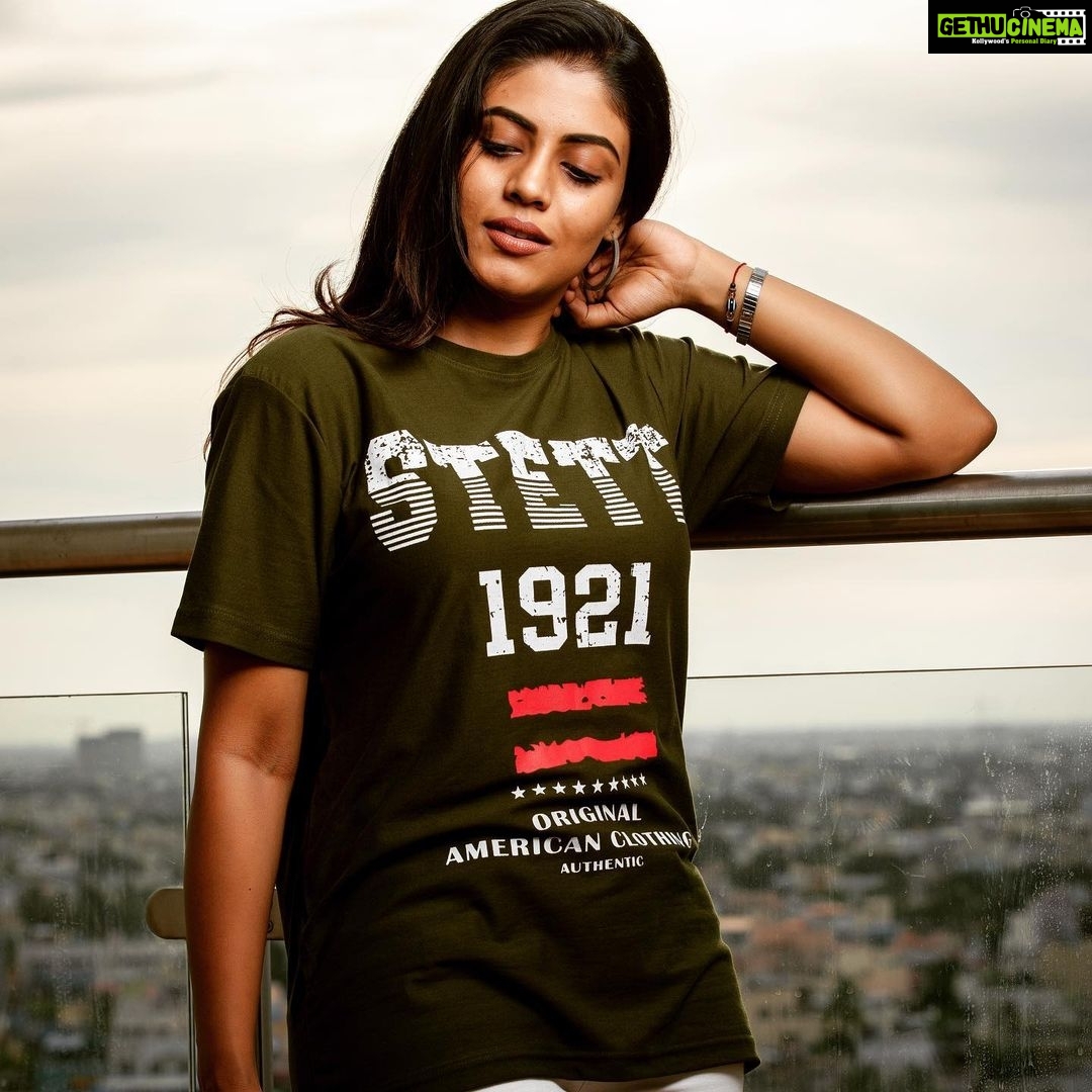 Iniya Instagram - π§ββοΈπ§ββοΈπ§ββοΈTHE VERSION OF ME YOU CREATED IN YOUR MIND IS NOT MY RESPONSIBILITY π§ββοΈπ§ββοΈπ§ββοΈ @_stett @kiransaphotography #mind #mindovermatter #mindset #mindsetiseverything #mindfullness #mindovermatter #mindsetmatters #mindmatters