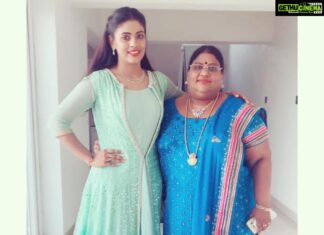 Iniya Instagram - 🧚‍♀️🧚‍♀️🧚‍♀️THE ART OF MOTHERING IS TO TEACH THE ART OF LIVING TO CHILDREN 🧚‍♀️🧚‍♀️🧚‍♀️ Swipe left 👉 🧿The Woman Behind Me Is The Woman Who Made Me The Woman Who I Am Now.., Love U Mommy 😘😘😘 😍HAPPY MOTHER’S DAY 😍