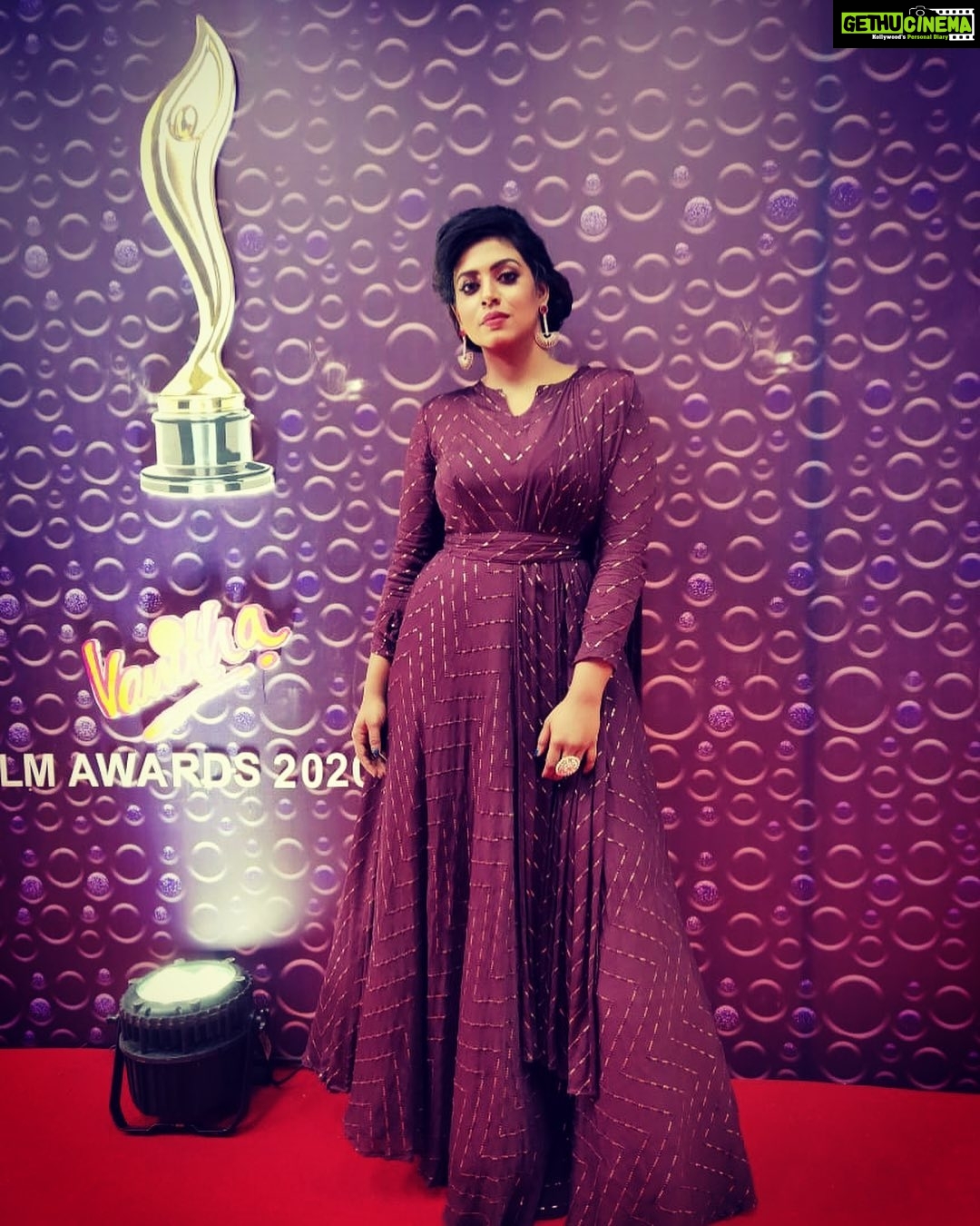 Iniya Instagram - @lumibellafashion @yoshnasbyela