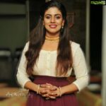 Iniya Instagram -