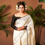 Iniya Instagram - My sis 😍 @swat_swtz