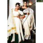 Iniya Instagram -