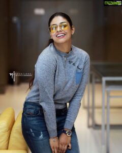 Iniya Instagram - 🧚🏻‍♀️🧚🏻‍♀️🧚🏻‍♀️When life gives you hundred reasons to cry..,show life that you have thousand reasons to smile 🧚🏻‍♀️🧚🏻‍♀️🧚🏻‍♀️ @niaz_mambatta :pic courtesy #smileeveryday #smilemore #smileforever #smiletoday #smilebright