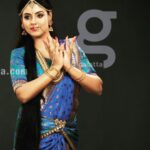 Iniya Instagram -
