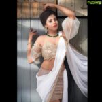 Iniya Instagram -